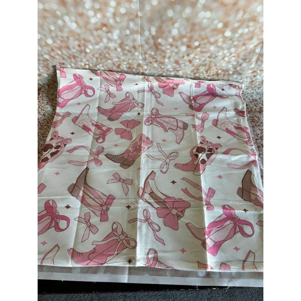 Pink Coquette Cowgirl Cowboy Boots Bows‎ Decorative Pillow Cover 18x18